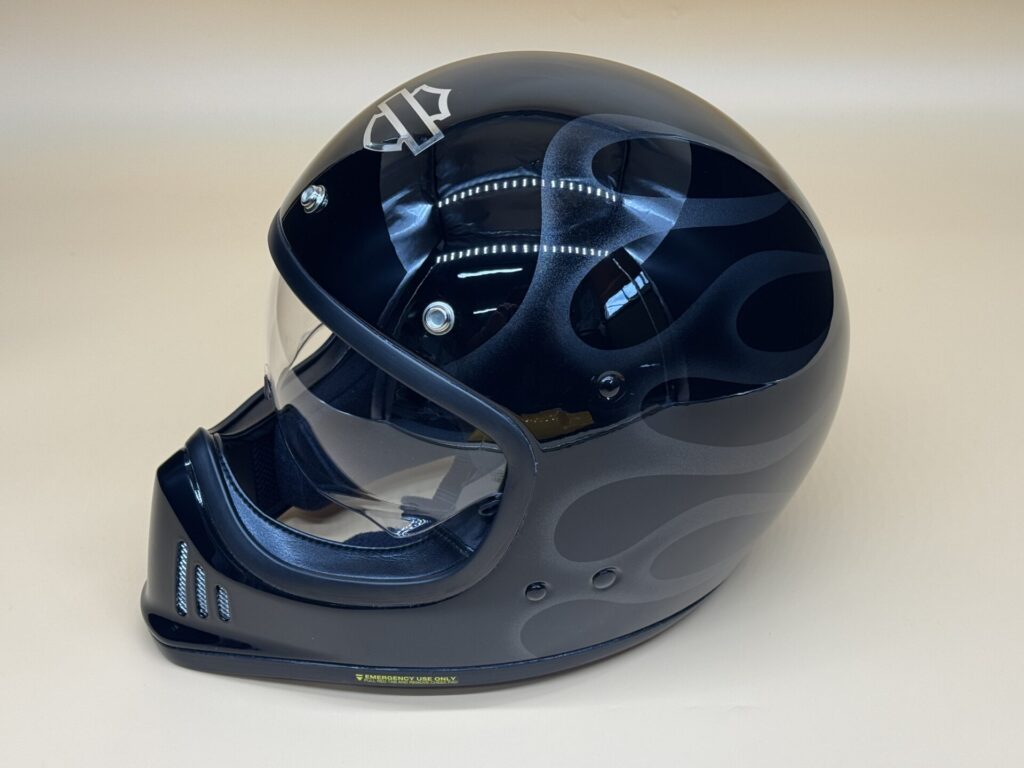 ヘルメットペイント