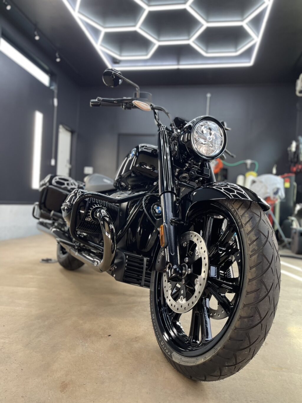 Ｒ１８ ＲＯＣＴＡＮＥ