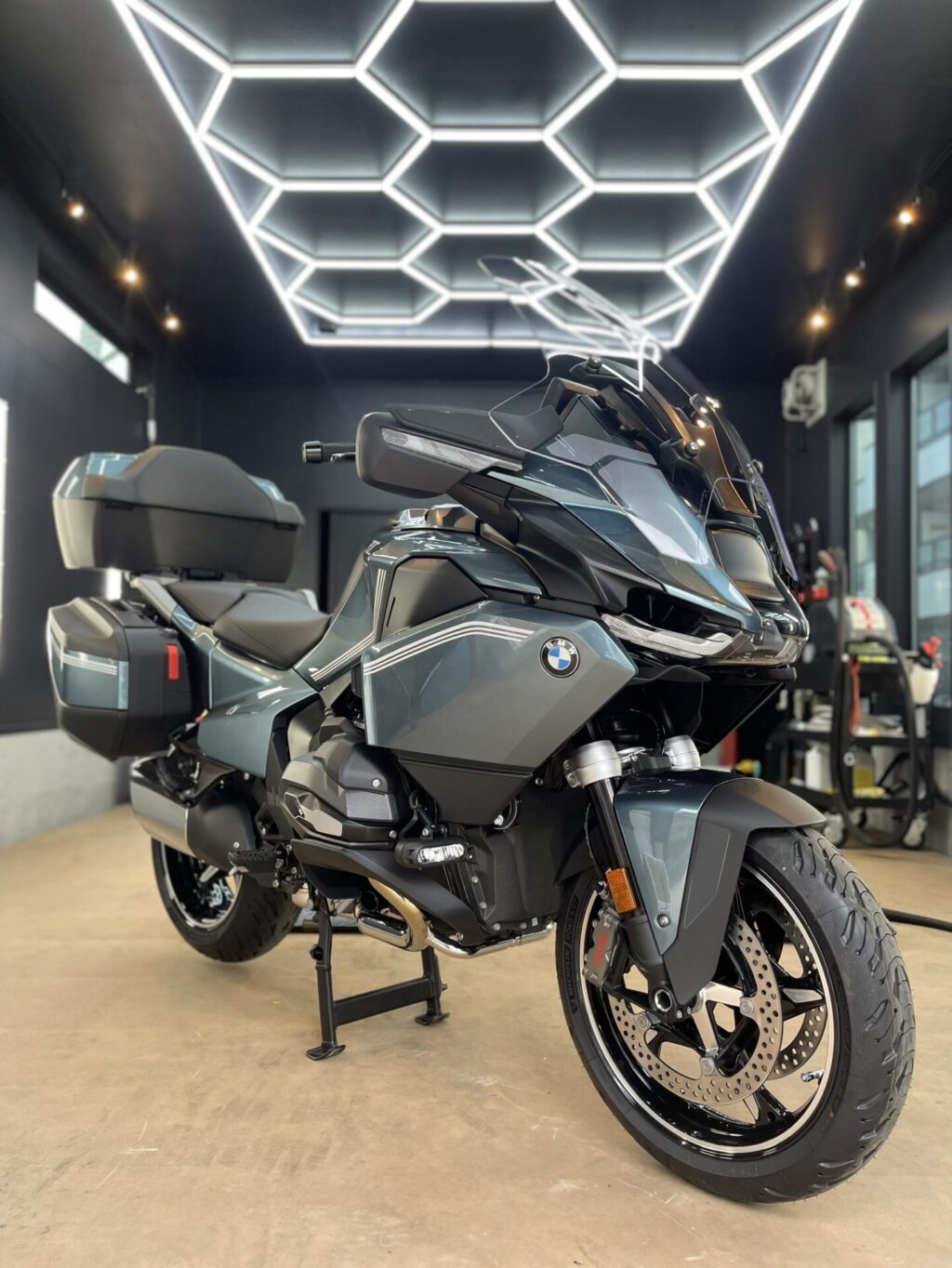 ＢＭＷ　Ｋ１３００ＧＴ