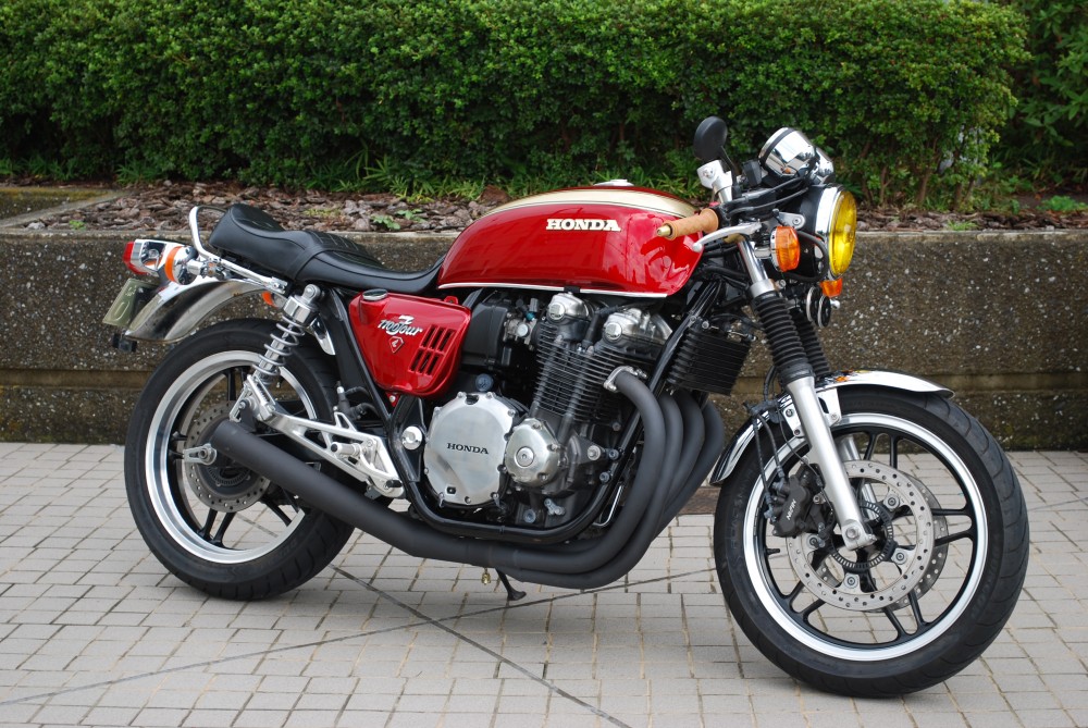 ＣＢ１１００